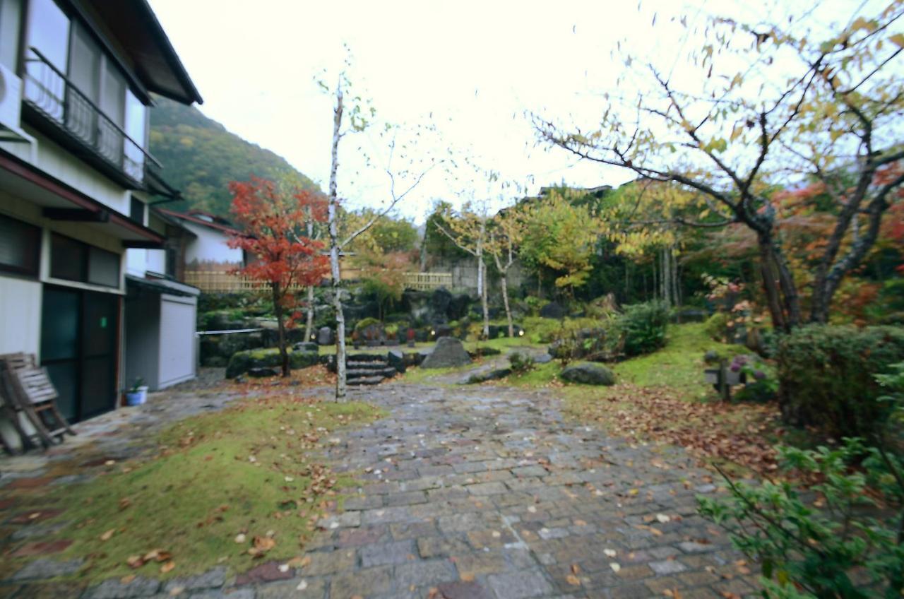 Hotel Oyado Nozawa à Takayama  Extérieur photo